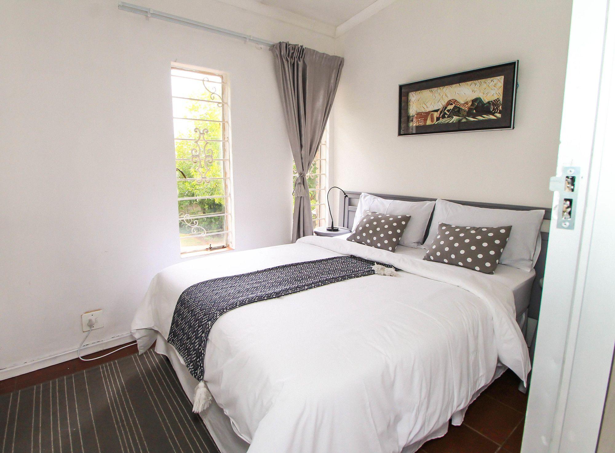 The Bedford Manor Hotel เซนทูเรียน ภายนอก รูปภาพ